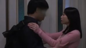 浮気性な人妻さんと無責任中出しセックス！他人棒でイキまくる痴女w