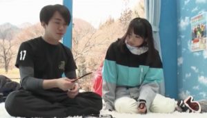 スキーウェアがお似合いの美少女が生ハメセックスで連続アクメ！