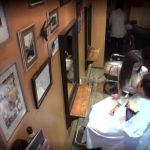 散髪に来たはずが手コキからセックスまでヤラしてもらえた！