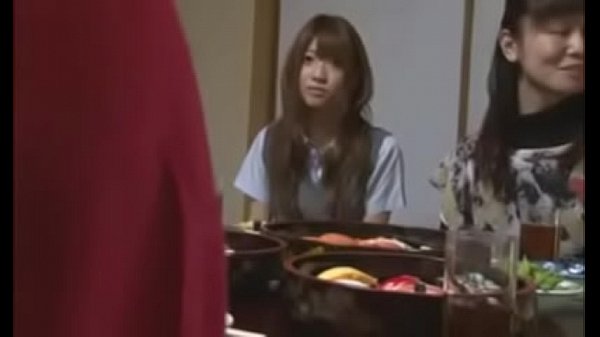 いたずら好きのかわいい妹と家族が寝ている深夜に夜這いしちゃった！