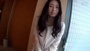 都合のいい愛人と避妊なしで何度も連続中出しセックスをヤリまくる