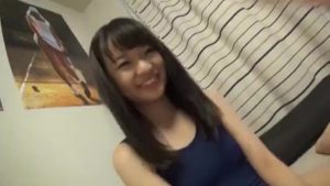 キュートな顔した美少女にスク水着せてイチャイチャセックス！
