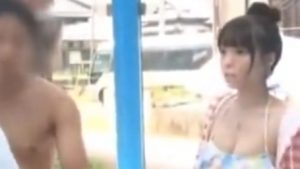 【MM号】水着美女とマジックミラー号でエステセックス♡外で友達が見てるのに…