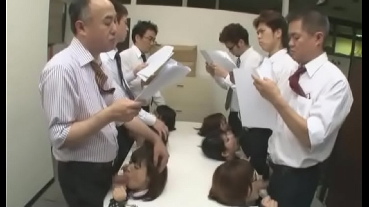 男性社員の性奴隷にされて犯され続けるOL社員たち