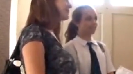 【おすすめ】留学で日本に来た外国人美少女を騙して中出しマッサージ！