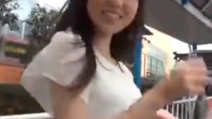 駅でナンパした黒髪ロング女をホテルで犯しまくる
