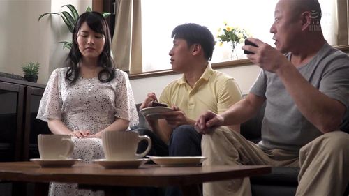 巨乳で綺麗な使用人と3Pセックス！アヘ顔晒してイキまくる！