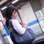 可愛いピチピチJKを電車内でレイプ！