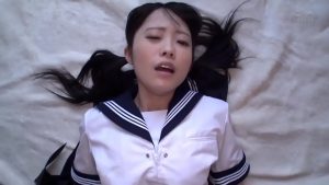 エッチが初めての美巨乳JKと中出しSEX！