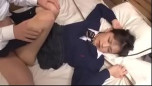【おすすめ】巨乳JKが大好きな彼氏とお家で着衣中出しSEX