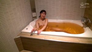 何も知らないAV女優を催眠中毒にしてホテルで何度もハメ殺し！