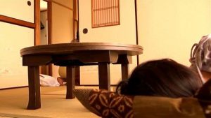 夫に先立たれて未亡人になった奥さんのセックスライフ