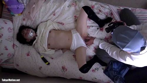 あどけない女子を強制的に拘束してがっつり犯す！