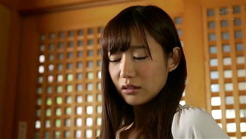 血の繋がりのないお父さんに身体を寝取られるムチムチボディの娘