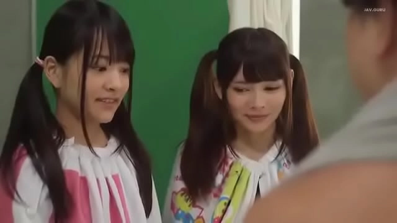 お兄ちゃん大好きなJK妹が2人…♡美少女に夜這いをかけられる！