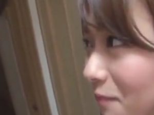 【おすすめ】巨乳人妻が旦那に黙って大学生とハメ撮り不倫