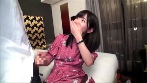 ゲーセンで声かけした女子大生とホテルでイチャイチャセックス！