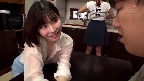 【深田えいみ】隣の奥さんに誘惑されて中出し孕ませセックス！