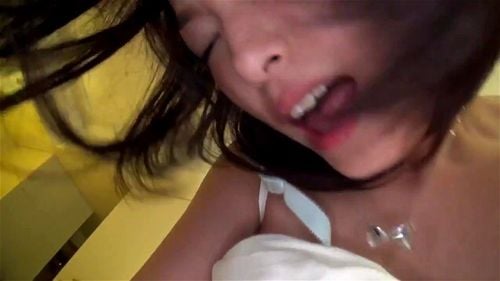 感じ方が最高すぎる爆乳お姉さんを激しいピストンで突きまくり！