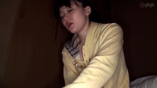 自慢のかわいい娘なのにムラムラして我慢できなくてハメちゃうｗ