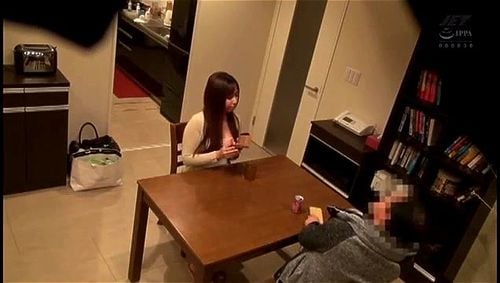 妻が若い男の肉棒でイキまくる浮気現場を盗撮！衝撃の一部始終！