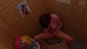【盗撮】海で盛った巨乳水着美女たちのオナニー現場が流出ww