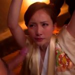 夫を亡くしてから寂しい極妻の奥さんが部下と不倫！