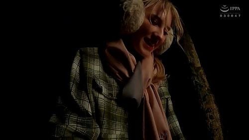 【おすすめ】爆乳外国人美女とテントの中で青姦中出しハメ撮り！