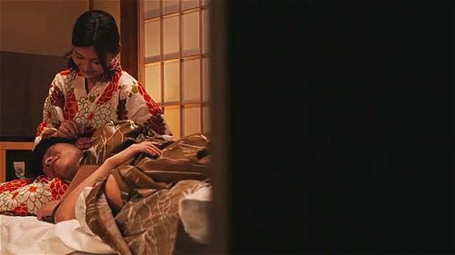 親孝行で温泉に行ったら母親と禁断の関係に発展して濃密性交