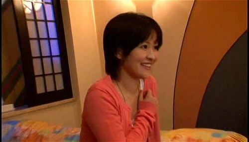 シャイな短髪素人美女を一般男性のお宅に派遣してヤッちゃうｗ