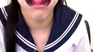 美少女JKたちが喉奥使って汗だくイラマチオがエロすぎる！