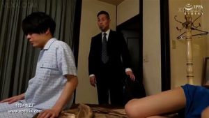 美乳美ボディスケベ美女の濃厚変態プレイ！