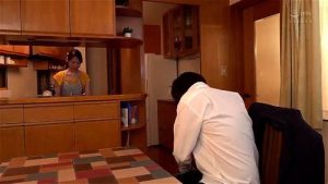 【美月桜花】ヨガインストラクターが生徒のチンポを使って中出し不貞行為