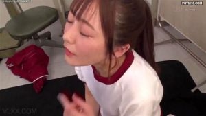 【青空ひかり】精液大好き淫乱JKが射精した後のチンポしゃぶって追撃フェラ！