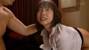 大嫌いな元カレに媚薬を飲まされ相部屋でキメセクNTR！