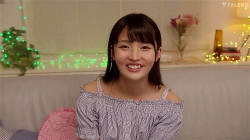 スレンダー素人の慣れてないフェラが最高！顔射されて痙攣イキ！