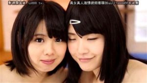 2人の美少女が始めてるレズプレイで楽しむ姿が可愛すぎ！