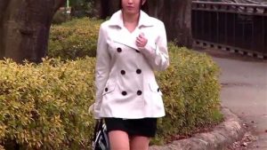 心に傷を負った巨乳若妻が自ら癒しを求めて他人チンポに犯される！