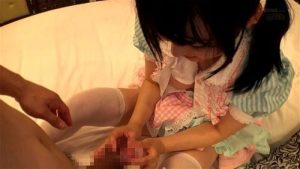 低身長ロリっ子のおっぱい痴女とホテルでエッチ！