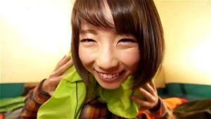 小悪魔であざとい美女に誘惑されて中出しハメ撮りセックス